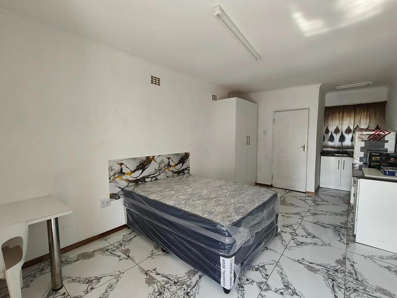 To Let 1 Bedroom Property for Rent in Fort Gale Eastern Cape